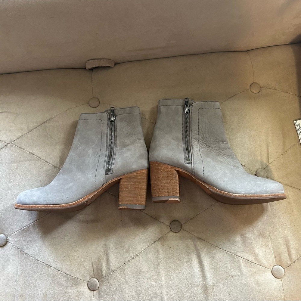 Frye Women’s 6.5 Taupe Nude Leather Suede Bootie Boots